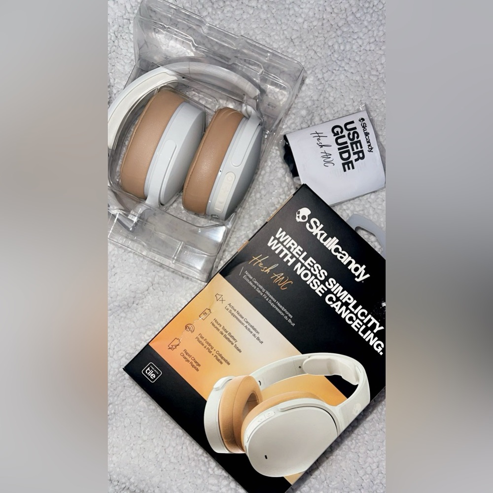 BRAND NEW HEADPHONES